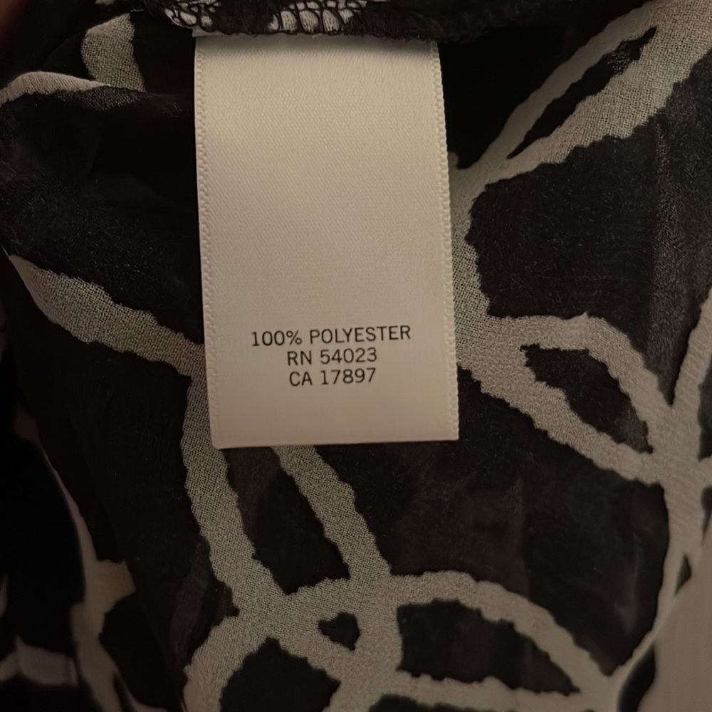 Navy Blue Banana Republic Blouse - Picture 4 of 6